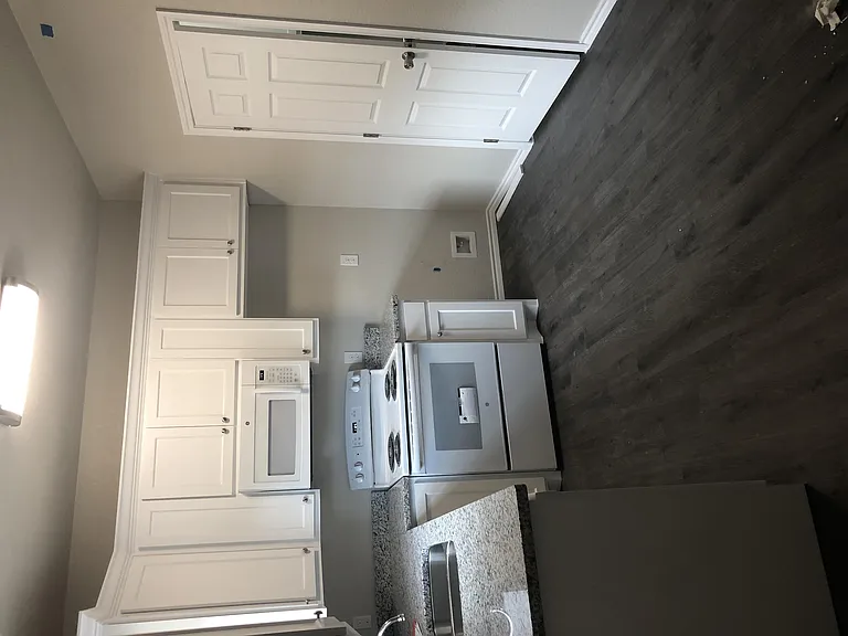 223D S Buffalo Ave — Photo 3