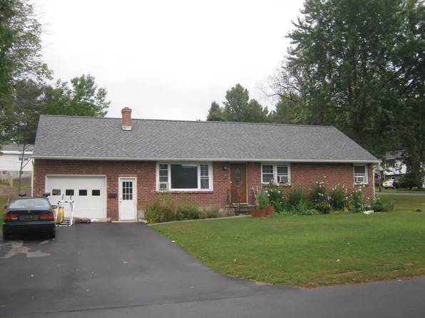 32 Moreland Ave, Latham, NY 12110