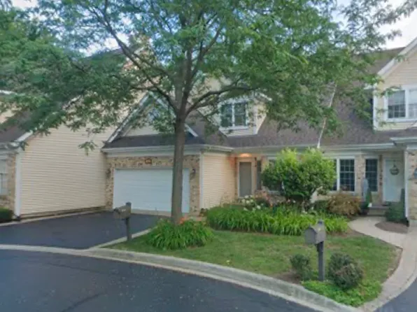 193 Red Top Dr, Libertyville, IL 60048