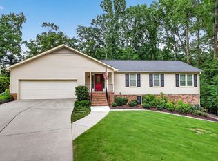 308 Holly Park Ln, Simpsonville, SC 29681