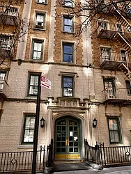 516 East 79th Street in Lenox Hill