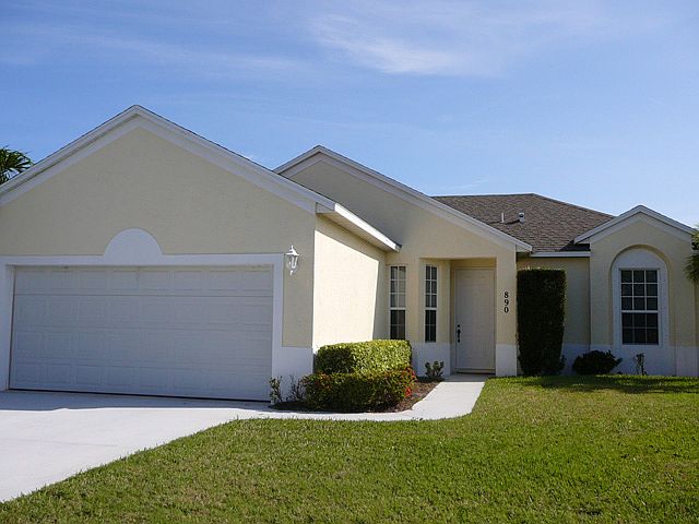 1st image of 890 11th Drive