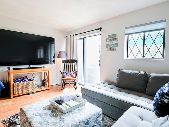 3rd image of 183 Farrwood Dr Unit 183