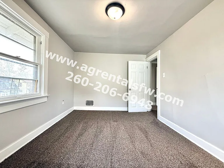 1023 Hamilton Ave — Photo 15