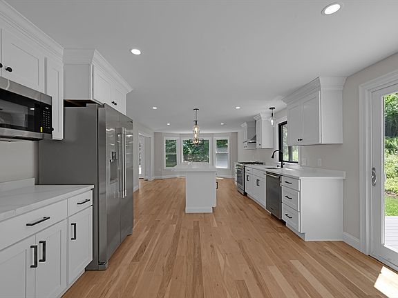 4th image of 23 Juniper Rd