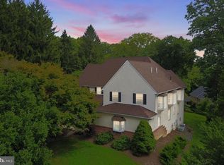 333 Oak Ter, Wayne, PA 19087