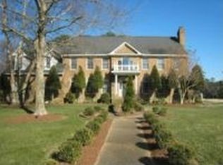 1660 Dey Cove Dr, Virginia Beach, VA 23454