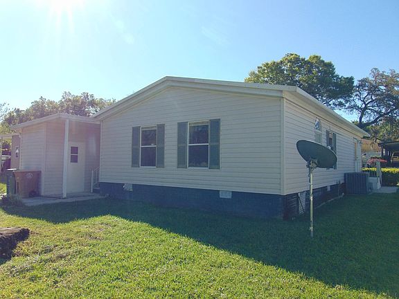 4th image of 2251 NE 19th Ave #61