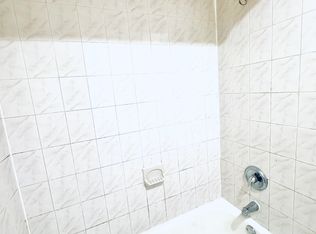 299 S 19th St #1, Newark, NJ 07103