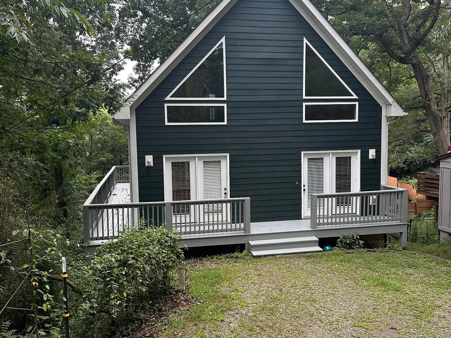 3 bed, 1179 sqft, $2,500 — Photo 2