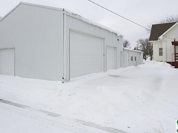 2nd image of 403 Tipton St