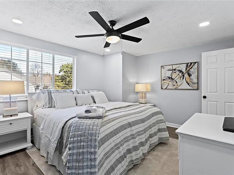 1858 Shenandoah Valley Ln SE — Photo 22