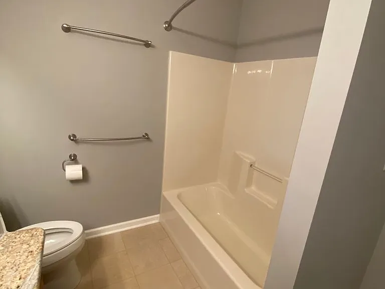 472 Hillside Dr — Photo 29