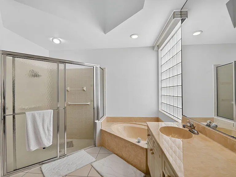 4553 Barclay Fair Way — Photo 26