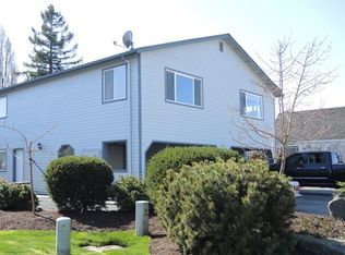 907 27th St APT 1, Anacortes, WA 98221