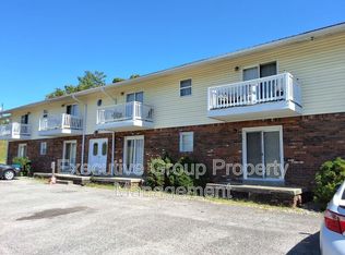 1190-4 Lois Ln, Radcliff, KY 40160