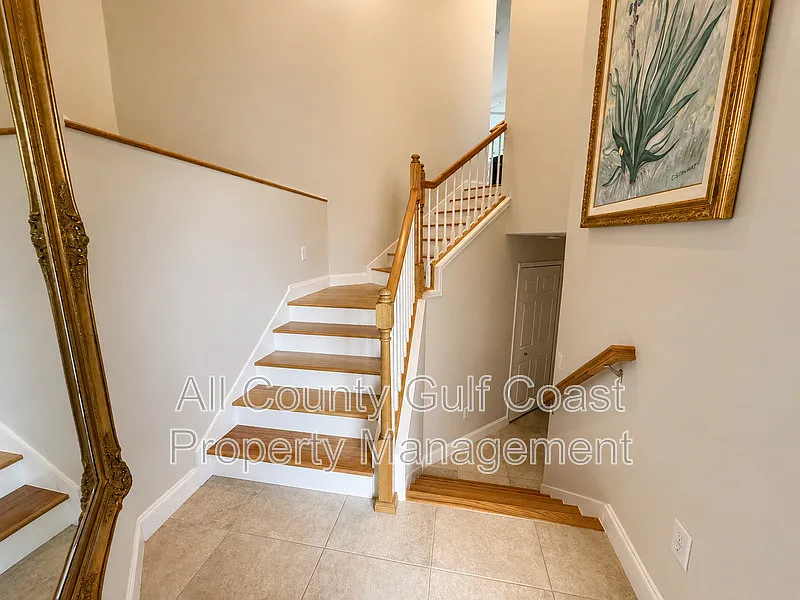 3 bed, 2.0 bath, 2108 sqft, $2,695 — Photo 3