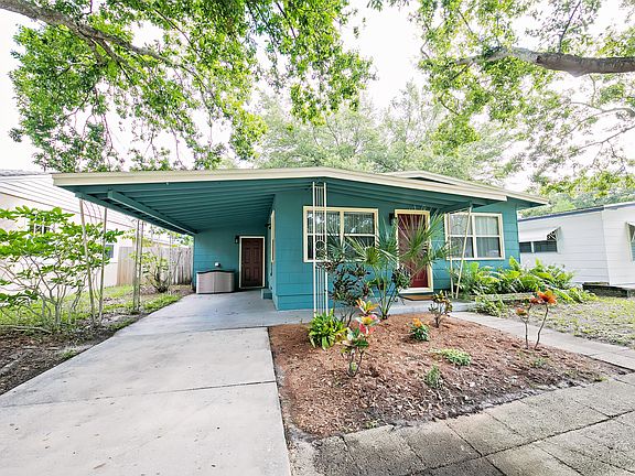 3rd image of 811 47th Ave N