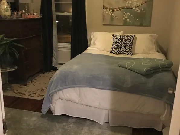 (undisclosed Address), Pawtucket, RI 02860