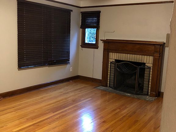 family room/fireplace