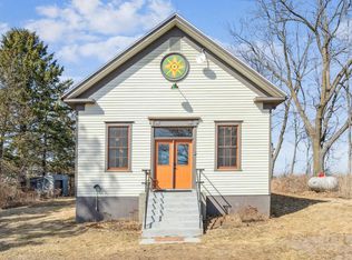 W11798 Pleasant Corner Rd, Stockholm, WI 54769
