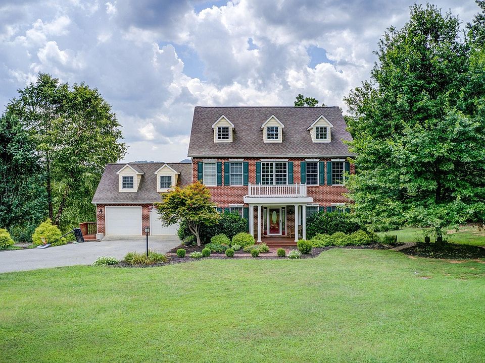1st image of 1060 Riverbend Dr