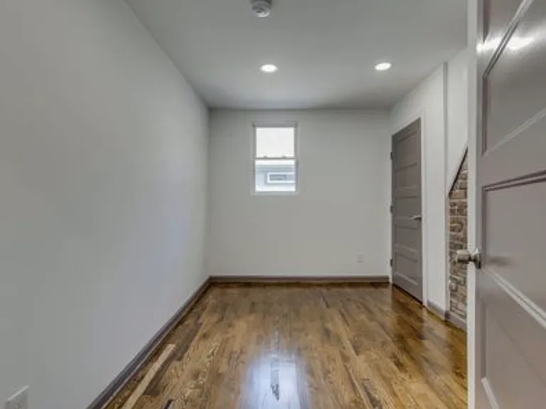 1730 Saint Louis St — Photo 11