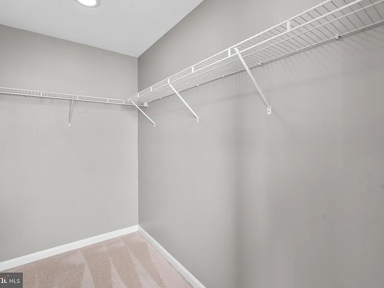 300 S Robinson St — Photo 25