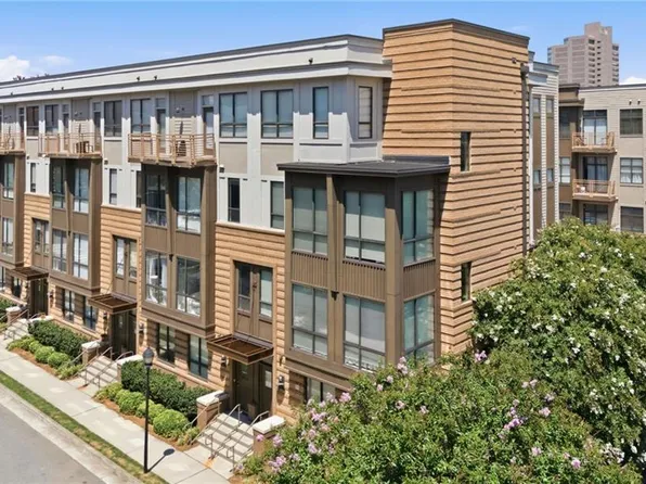 810 W 4th St, Winston Salem, NC 27101