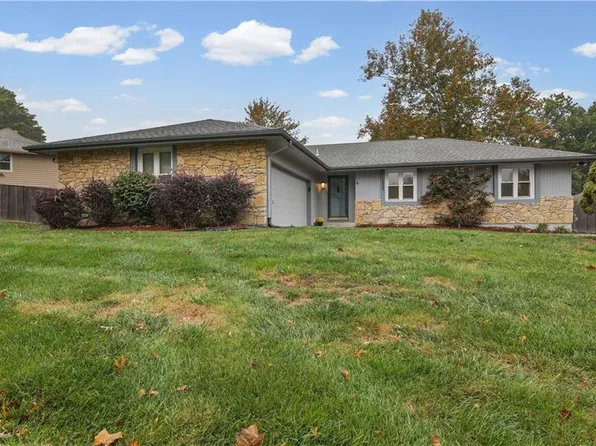 18800 E 28th Ter S, Independence, MO 64057