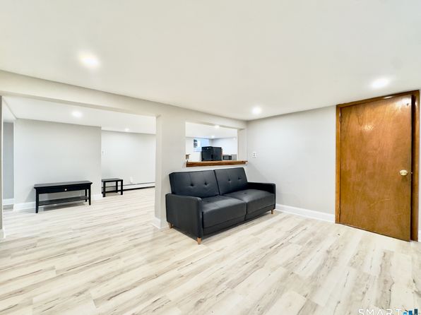 96 Knickerbocker Ave