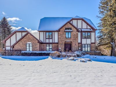133 Flumerfelt Ln, Rochester, MI, 48306