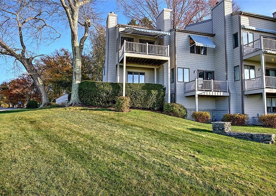 1st image of 273 N Farm Dr