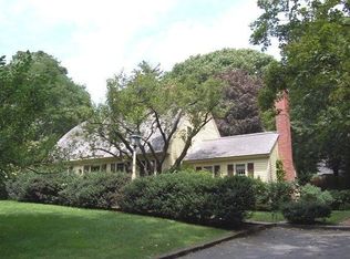 384 Lincoln St, Lexington, MA 02421