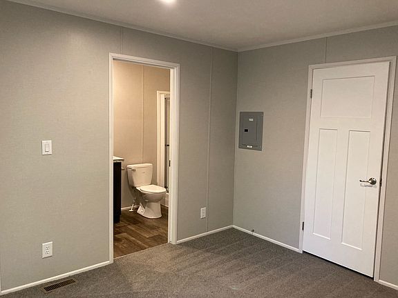 5th image of 2575 W Martin Luther King Blvd Lot A11