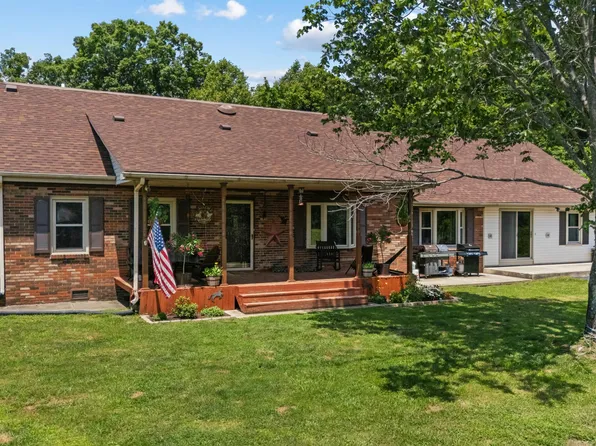 3695 Tarr Ridge Rd, Frenchburg, KY 40322