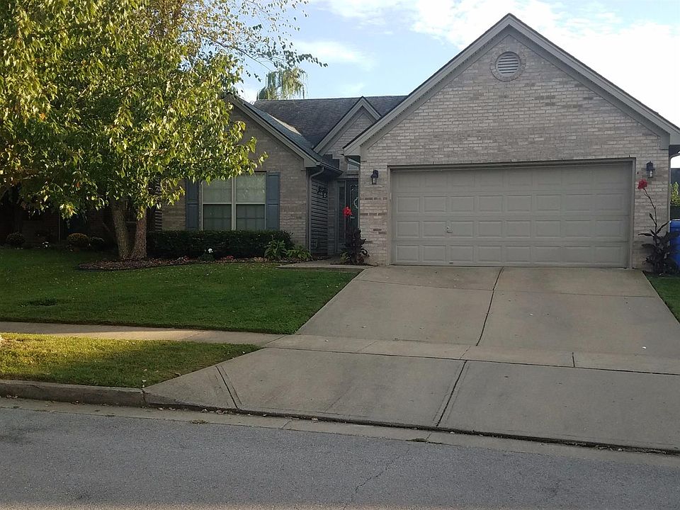 1st image of 712 Woodhaven Pl