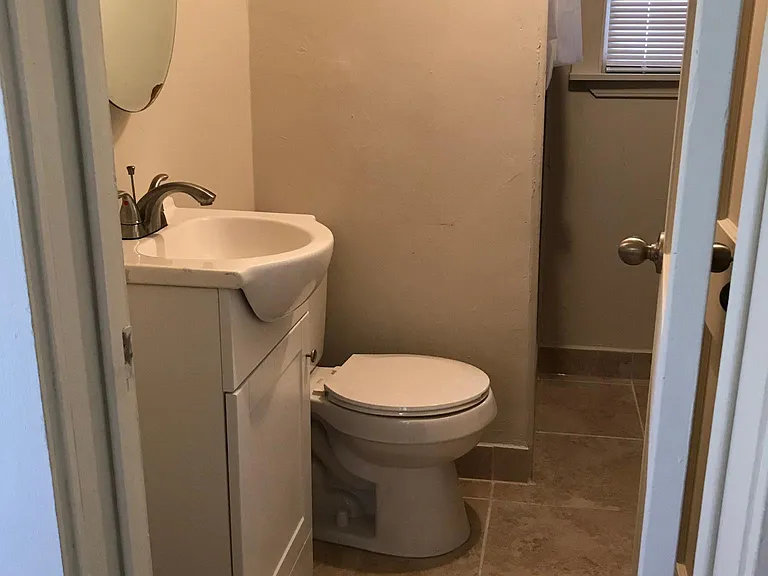 3263 1/2 Holman St #2 — Photo 7