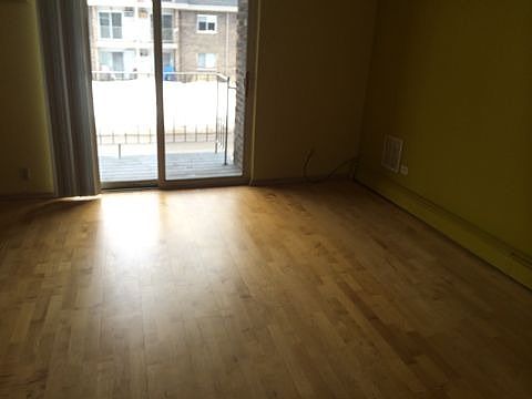 4th image of 875 Tree Ln APT 204