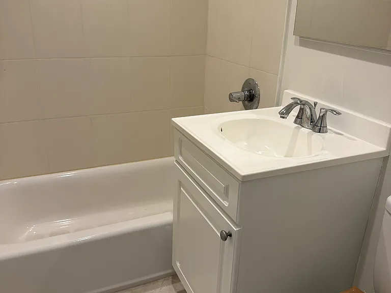 1411 Avenue V #6H — Photo 9