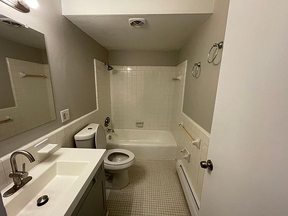 3rd image of 120 S Prospect St APT 5