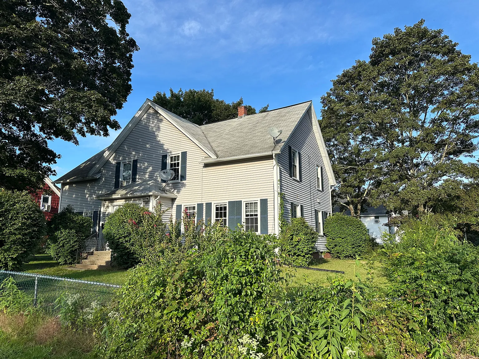 3 bed, 1325 sqft, $1,800 — Photo 3