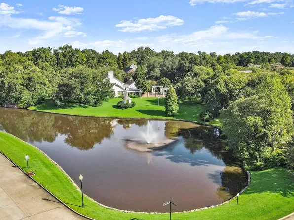 8222 S Harts Mill Ln, Baton Rouge, LA 70808