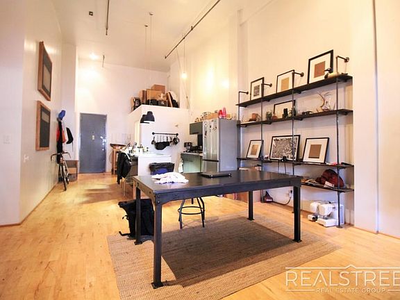 4th image of 337 Kent Ave #4F