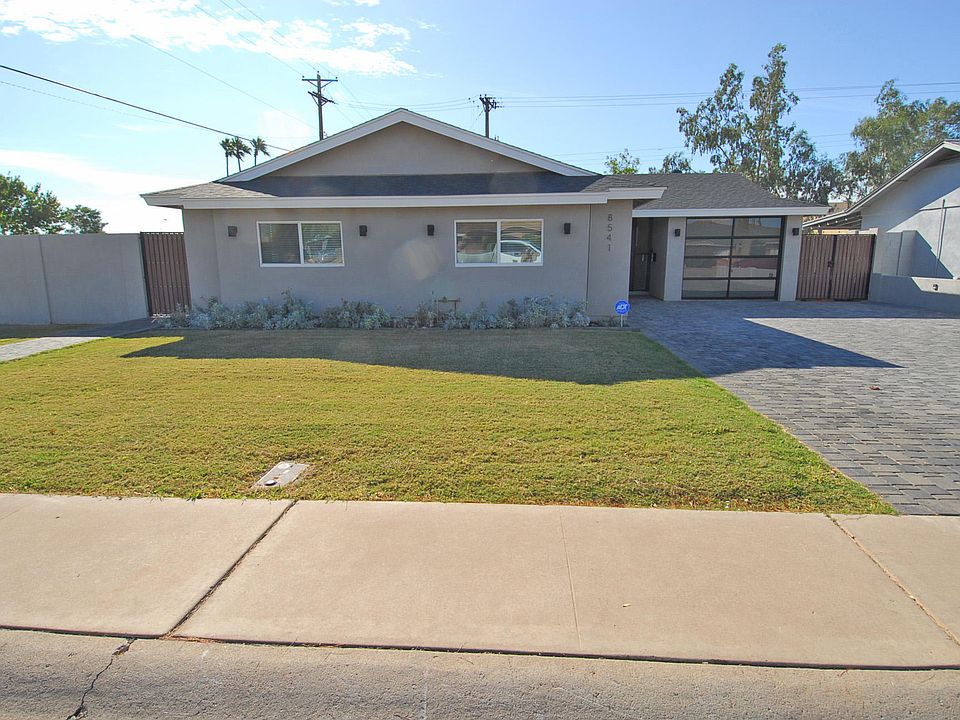 1st image of 8541 E Catalina Dr