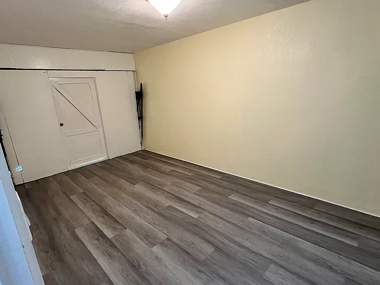 1777 Mitchell Ave #11 — Photo 11