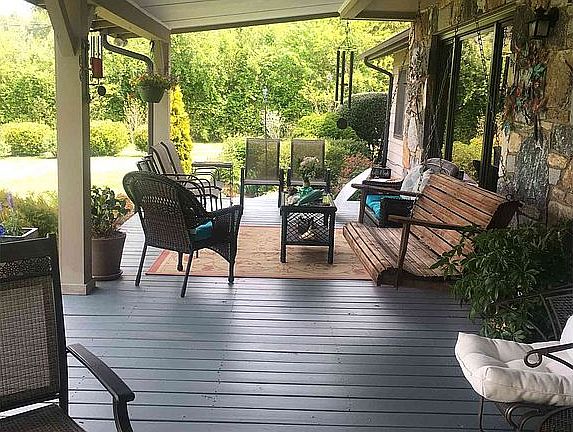 Side view Front Porch