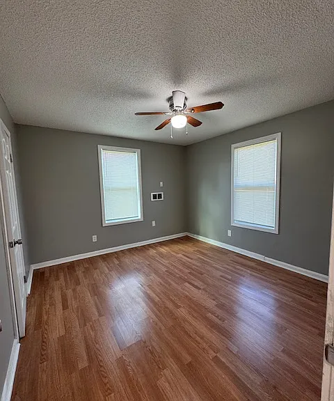 204 Brisco St — Photo 9