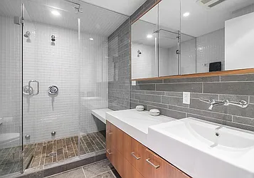 Rented by SR8 REALTY LLC