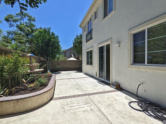 Back of the House 02